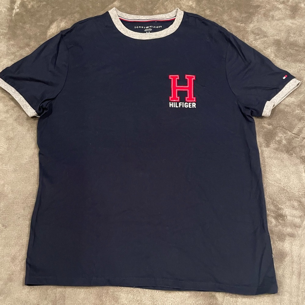 Tommy Hilfiger short sleeve tee